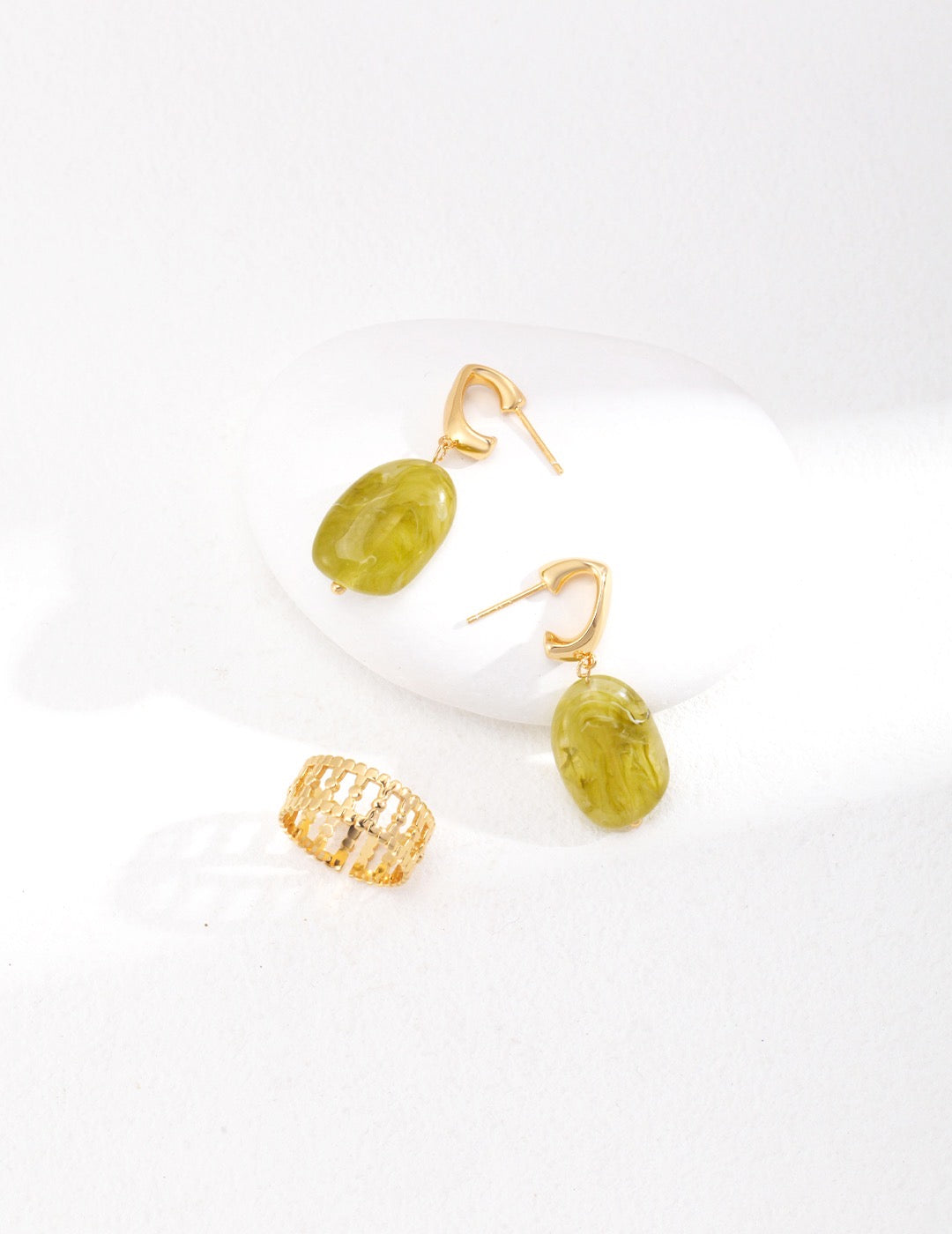 S925 Sterling Silver Resin Stone Earrings