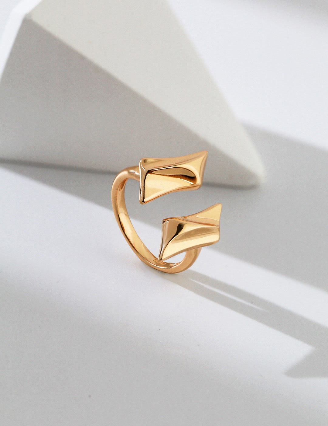 Adjustable Geometric Ring